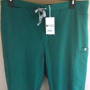 Figs Yola Tall Scrub Pants - Hunter Green